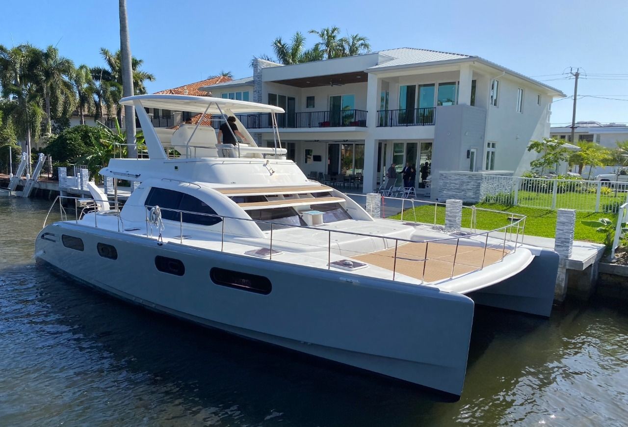 Charters / boat rental